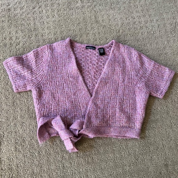 VICTORIA'S SECRET MODA CROP WOMENS SWEATER SIZE LARGE NWOT metallic threads - Picture 3 of 5